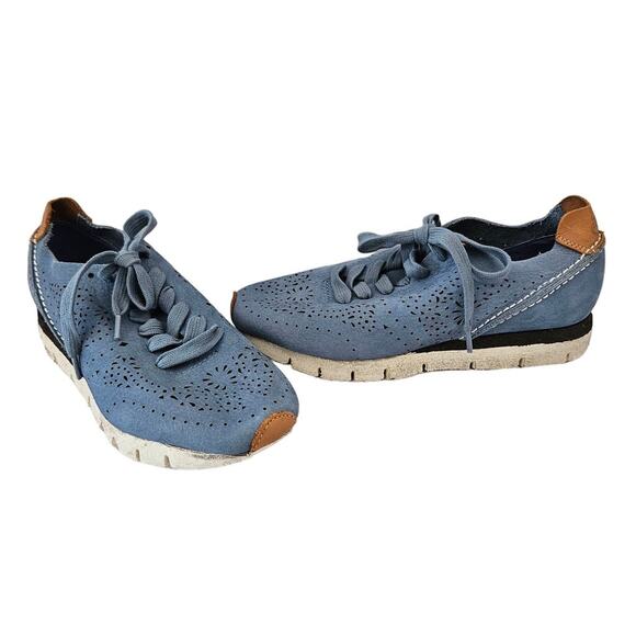 OTBT Blue Leather Cutout Khora Sneaker 7M Casual Leightweight Minimalist Basic - Picture 1 of 8